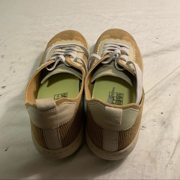 On Foot 14001 Sneaker perforated leather Spain tan women's size 9 cushioned shoe - Picture 4 of 10